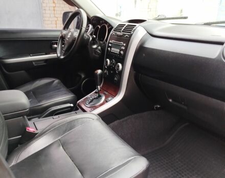 Черный Сузуки Гранд Витара, объемом двигателя 2 л и пробегом 210 тыс. км за 7900 $, фото 19 на Automoto.ua