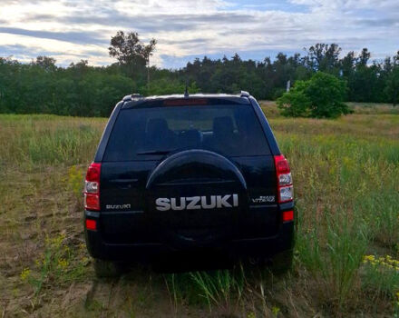 Черный Сузуки Гранд Витара, объемом двигателя 2 л и пробегом 156 тыс. км за 7800 $, фото 2 на Automoto.ua