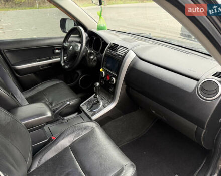 Чорний Сузукі Гранд Вітара, об'ємом двигуна 2.4 л та пробігом 135 тис. км за 8100 $, фото 10 на Automoto.ua