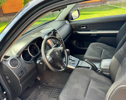 Чорний Сузукі Гранд Вітара, об'ємом двигуна 2.4 л та пробігом 170 тис. км за 8800 $, фото 12 на Automoto.ua