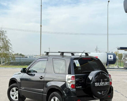 Чорний Сузукі Гранд Вітара, об'ємом двигуна 2.39 л та пробігом 198 тис. км за 7900 $, фото 2 на Automoto.ua