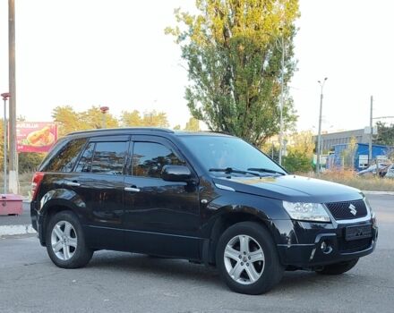 Черный Сузуки Гранд Витара, объемом двигателя 2 л и пробегом 210 тыс. км за 7900 $, фото 3 на Automoto.ua