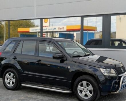 Черный Сузуки Гранд Витара, объемом двигателя 1.9 л и пробегом 185 тыс. км за 3800 $, фото 2 на Automoto.ua