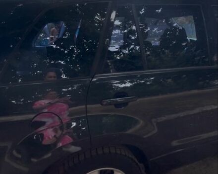 Чорний Сузукі Гранд Вітара, об'ємом двигуна 2.4 л та пробігом 125 тис. км за 8500 $, фото 3 на Automoto.ua