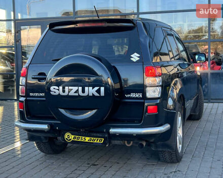 Черный Сузуки Гранд Витара, объемом двигателя 2.39 л и пробегом 290 тыс. км за 6100 $, фото 6 на Automoto.ua