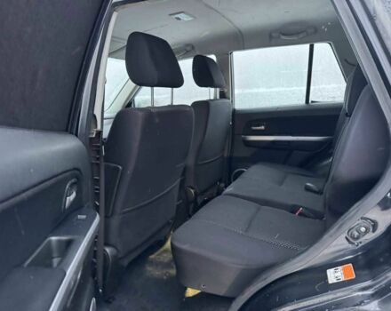 Чорний Сузукі Гранд Вітара, об'ємом двигуна 1.9 л та пробігом 281 тис. км за 4500 $, фото 6 на Automoto.ua