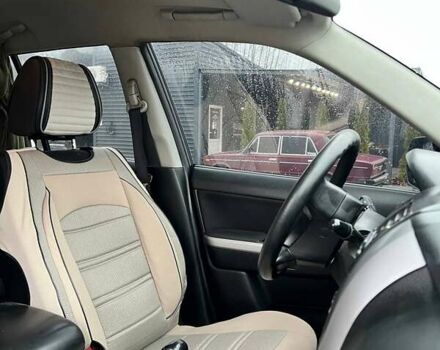 Черный Сузуки Гранд Витара, объемом двигателя 2.39 л и пробегом 289 тыс. км за 9500 $, фото 10 на Automoto.ua