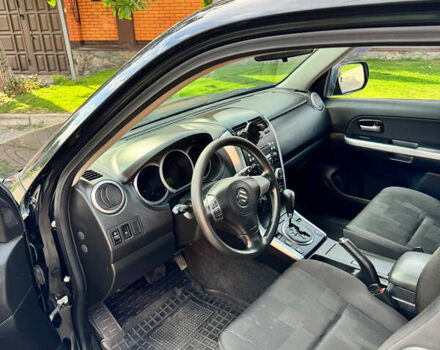 Чорний Сузукі Гранд Вітара, об'ємом двигуна 2.4 л та пробігом 170 тис. км за 8800 $, фото 10 на Automoto.ua