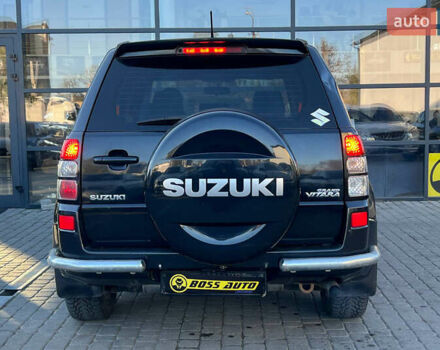 Черный Сузуки Гранд Витара, объемом двигателя 2.39 л и пробегом 290 тыс. км за 6100 $, фото 5 на Automoto.ua