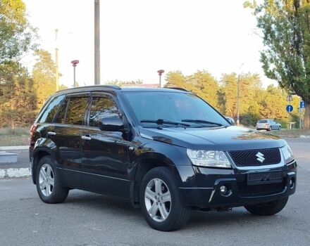 Черный Сузуки Гранд Витара, объемом двигателя 2 л и пробегом 210 тыс. км за 7900 $, фото 2 на Automoto.ua