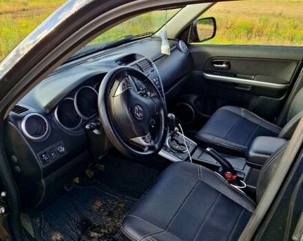 Черный Сузуки Гранд Витара, объемом двигателя 2 л и пробегом 156 тыс. км за 7800 $, фото 12 на Automoto.ua