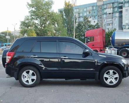 Черный Сузуки Гранд Витара, объемом двигателя 2 л и пробегом 210 тыс. км за 7900 $, фото 4 на Automoto.ua