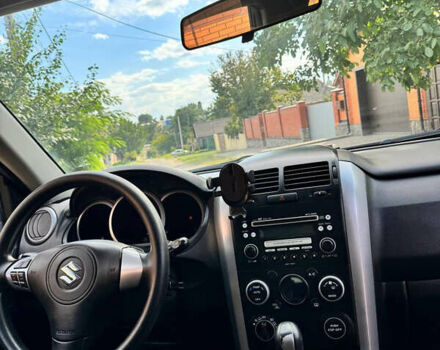Чорний Сузукі Гранд Вітара, об'ємом двигуна 2.4 л та пробігом 170 тис. км за 8800 $, фото 8 на Automoto.ua
