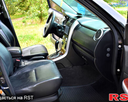 Чорний Сузукі Гранд Вітара, об'ємом двигуна 2 л та пробігом 237 тис. км за 7300 $, фото 5 на Automoto.ua