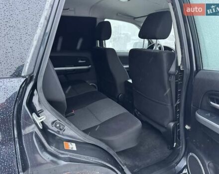 Чорний Сузукі Гранд Вітара, об'ємом двигуна 1.9 л та пробігом 281 тис. км за 4550 $, фото 6 на Automoto.ua