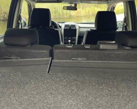 Чорний Сузукі Гранд Вітара, об'ємом двигуна 2.39 л та пробігом 176 тис. км за 8600 $, фото 11 на Automoto.ua