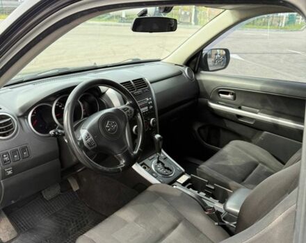 Чорний Сузукі Гранд Вітара, об'ємом двигуна 2.4 л та пробігом 198 тис. км за 7900 $, фото 7 на Automoto.ua