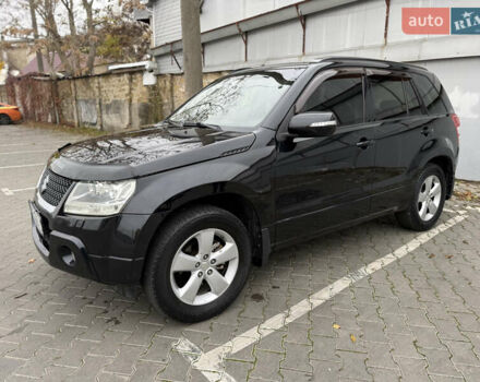 Чорний Сузукі Гранд Вітара, об'ємом двигуна 2.4 л та пробігом 135 тис. км за 8100 $, фото 1 на Automoto.ua