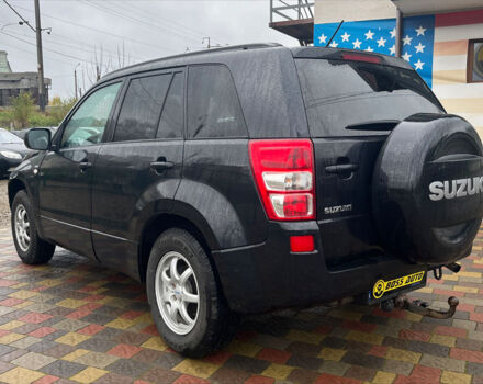 Черный Сузуки Гранд Витара, объемом двигателя 1.9 л и пробегом 248 тыс. км за 8500 $, фото 4 на Automoto.ua