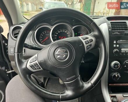 Черный Сузуки Гранд Витара, объемом двигателя 2 л и пробегом 182 тыс. км за 7300 $, фото 6 на Automoto.ua