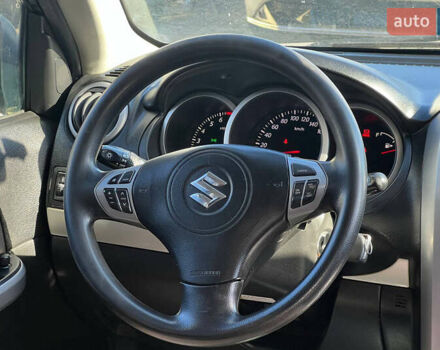 Черный Сузуки Гранд Витара, объемом двигателя 2.39 л и пробегом 290 тыс. км за 6100 $, фото 23 на Automoto.ua