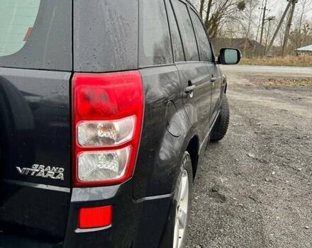 Черный Сузуки Гранд Витара, объемом двигателя 2.39 л и пробегом 289 тыс. км за 9500 $, фото 5 на Automoto.ua