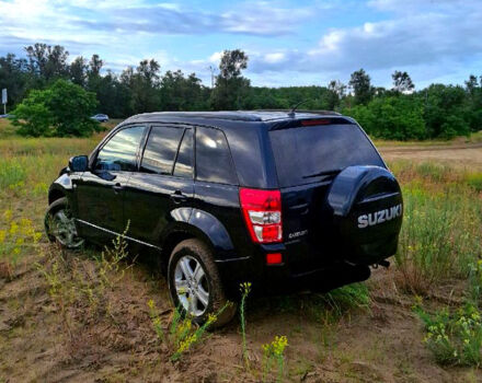 Черный Сузуки Гранд Витара, объемом двигателя 2 л и пробегом 156 тыс. км за 7800 $, фото 4 на Automoto.ua