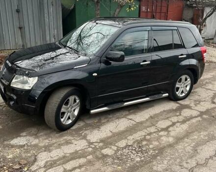 Черный Сузуки Гранд Витара, объемом двигателя 2 л и пробегом 182 тыс. км за 7300 $, фото 2 на Automoto.ua