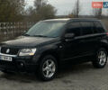 Черный Сузуки Гранд Витара, объемом двигателя 2 л и пробегом 235 тыс. км за 10500 $, фото 1 на Automoto.ua