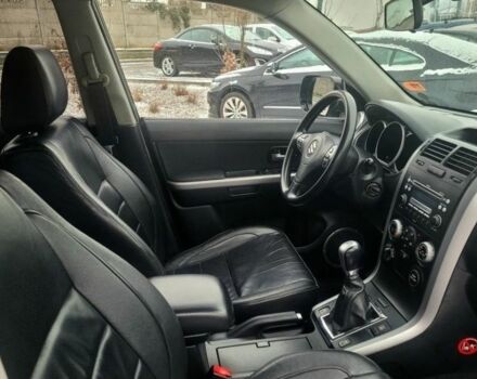 Чорний Сузукі Гранд Вітара, об'ємом двигуна 2.2 л та пробігом 234 тис. км за 3200 $, фото 8 на Automoto.ua