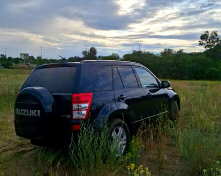 Черный Сузуки Гранд Витара, объемом двигателя 2 л и пробегом 156 тыс. км за 7800 $, фото 5 на Automoto.ua