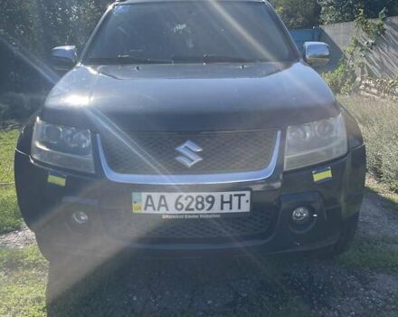 Чорний Сузукі Гранд Вітара, об'ємом двигуна 2 л та пробігом 360 тис. км за 7800 $, фото 2 на Automoto.ua