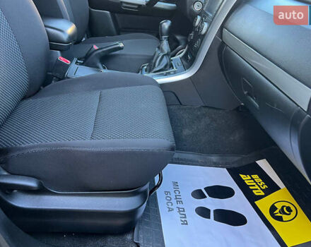 Черный Сузуки Гранд Витара, объемом двигателя 2.39 л и пробегом 290 тыс. км за 6100 $, фото 8 на Automoto.ua