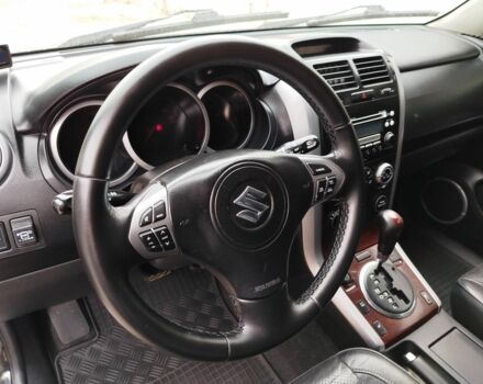 Черный Сузуки Гранд Витара, объемом двигателя 2 л и пробегом 210 тыс. км за 7900 $, фото 16 на Automoto.ua