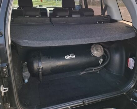 Сузуки Гранд Витара 2008 в Южное на Automoto.ua Черный Сузуки Гранд Витара, объемом двигателя 2.4 л и пробегом 142 тыс. км за 7600 $, фото 4 на Automoto.ua