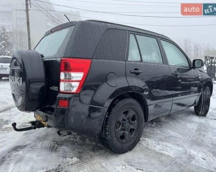 Чорний Сузукі Гранд Вітара, об'ємом двигуна 1.9 л та пробігом 281 тис. км за 4550 $, фото 2 на Automoto.ua