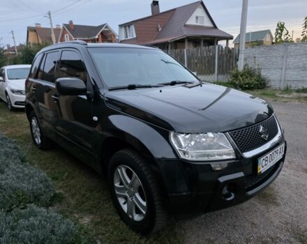 Чорний Сузукі Гранд Вітара, об'ємом двигуна 2 л та пробігом 150 тис. км за 10500 $, фото 3 на Automoto.ua