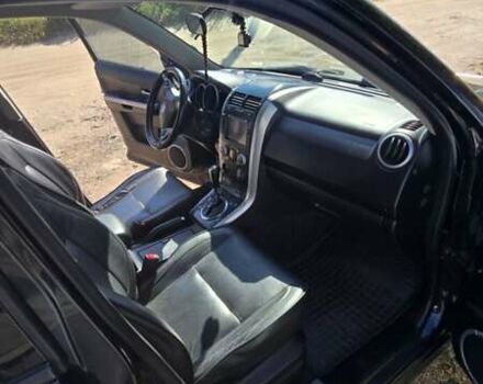 Черный Сузуки Гранд Витара, объемом двигателя 2.39 л и пробегом 220 тыс. км за 8700 $, фото 7 на Automoto.ua