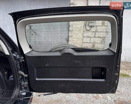 Черный Сузуки Гранд Витара, объемом двигателя 2.39 л и пробегом 211 тыс. км за 8600 $, фото 13 на Automoto.ua