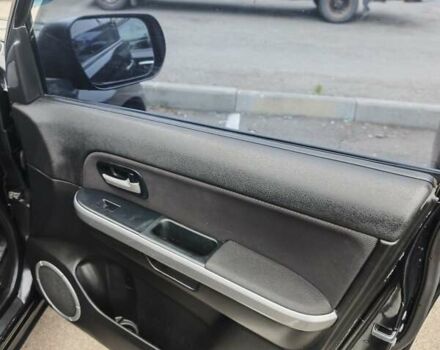 Чорний Сузукі Гранд Вітара, об'ємом двигуна 2.4 л та пробігом 328 тис. км за 9900 $, фото 3 на Automoto.ua