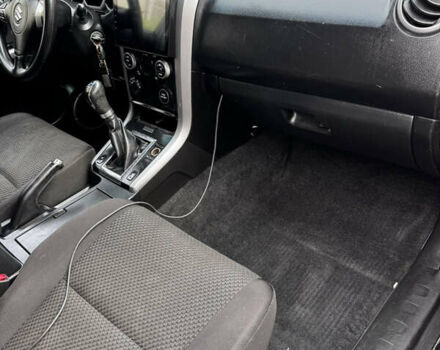 Черный Сузуки Гранд Витара, объемом двигателя 2.39 л и пробегом 211 тыс. км за 8600 $, фото 10 на Automoto.ua