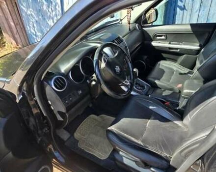 Черный Сузуки Гранд Витара, объемом двигателя 2.39 л и пробегом 220 тыс. км за 8700 $, фото 2 на Automoto.ua