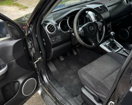 Черный Сузуки Гранд Витара, объемом двигателя 2.39 л и пробегом 211 тыс. км за 8600 $, фото 20 на Automoto.ua