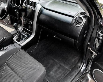 Черный Сузуки Гранд Витара, объемом двигателя 2.39 л и пробегом 211 тыс. км за 8600 $, фото 24 на Automoto.ua