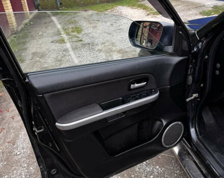 Черный Сузуки Гранд Витара, объемом двигателя 2.39 л и пробегом 211 тыс. км за 8600 $, фото 21 на Automoto.ua