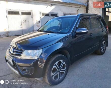 Черный Сузуки Гранд Витара, объемом двигателя 2.39 л и пробегом 181 тыс. км за 12000 $, фото 1 на Automoto.ua