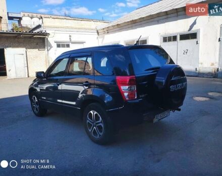 Черный Сузуки Гранд Витара, объемом двигателя 2.39 л и пробегом 181 тыс. км за 12000 $, фото 2 на Automoto.ua