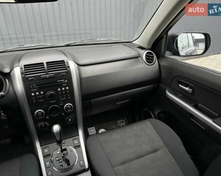 Черный Сузуки Гранд Витара, объемом двигателя 2.39 л и пробегом 66 тыс. км за 15500 $, фото 28 на Automoto.ua