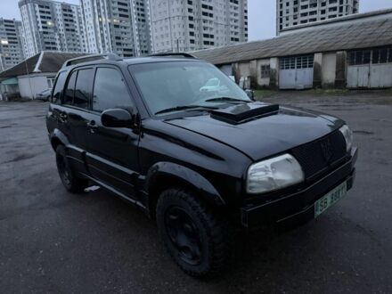 Черный Сузуки Гранд Витара, объемом двигателя 2 л и пробегом 283 тыс. км за 2500 $, фото 1 на Automoto.ua