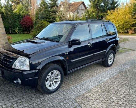 Чорний Сузукі Гранд Вітара, об'ємом двигуна 2 л та пробігом 270 тис. км за 1800 $, фото 1 на Automoto.ua